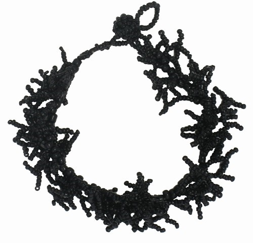 Coral Shape Seed Bead Bracelet Black
