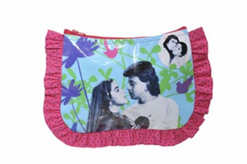 Coated Cotton Bolly Lovers Ruffle Pouch, Pink